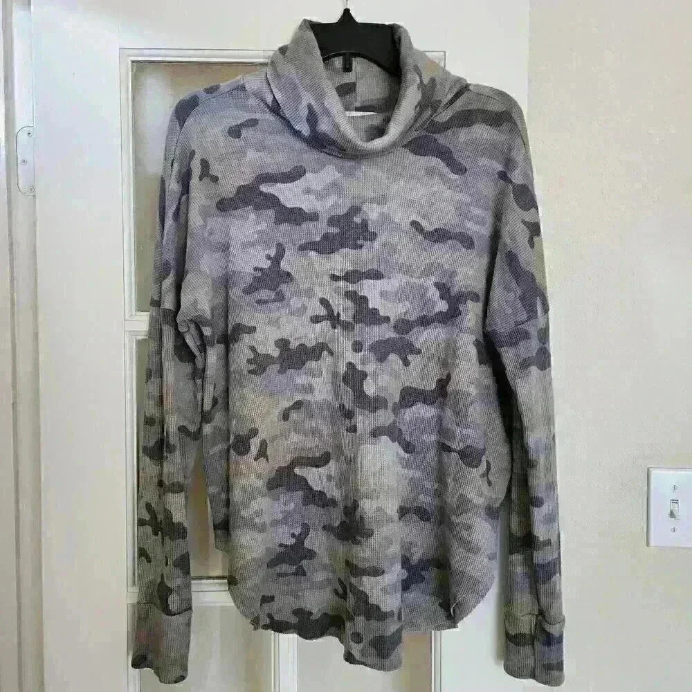 Michael Stars Camo Thermal Cowl Neck Long Sleeve Casual Top Size M Made in USA